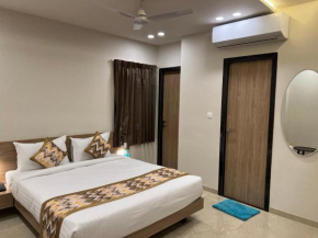 Hotel Natham By Vrinda, Nathdwara- 50 Meters From Shreenathji Temple